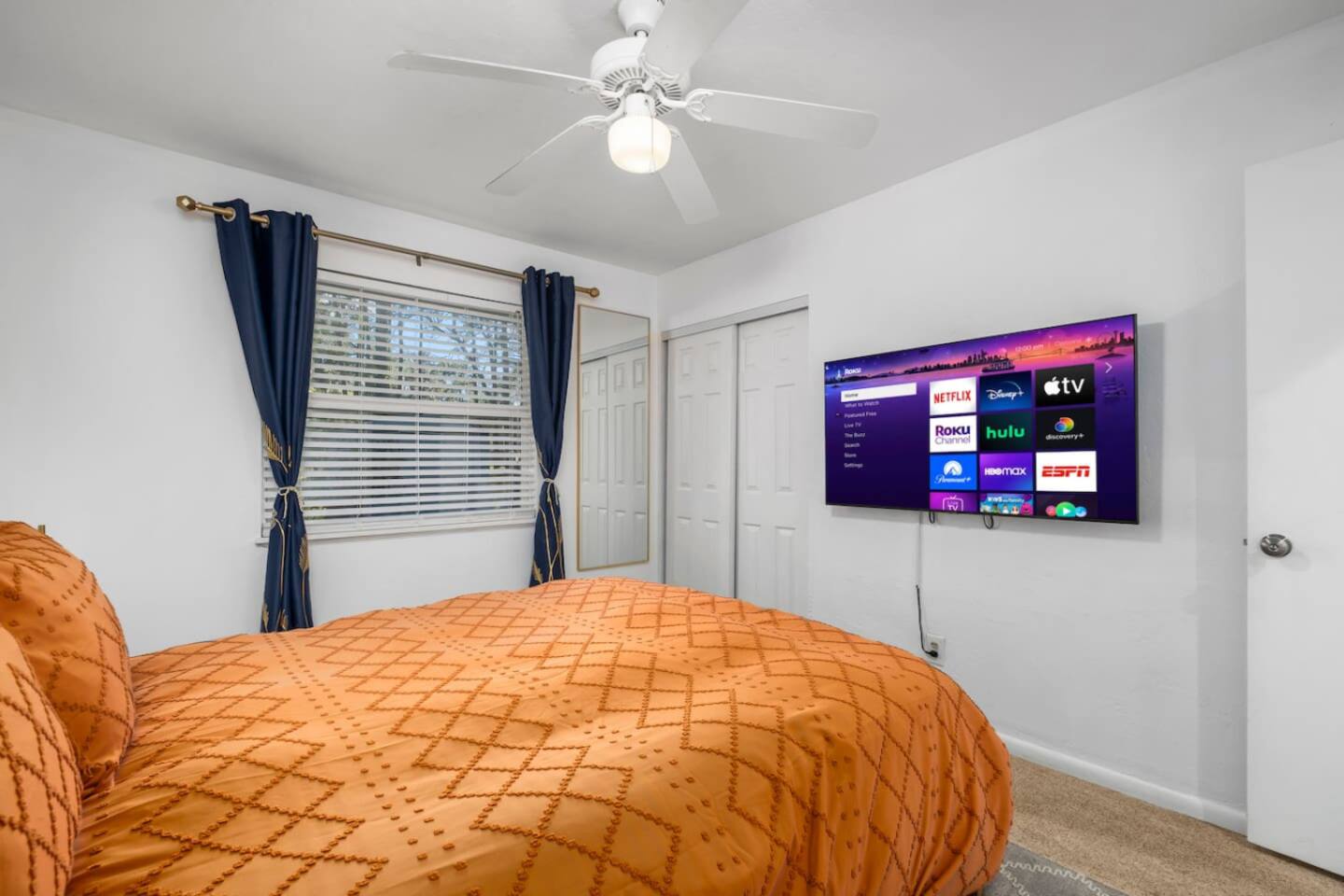 Spacious Retreat Near UF & Shands