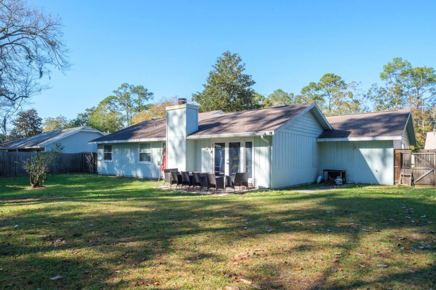 Spacious Retreat Near UF & Shands