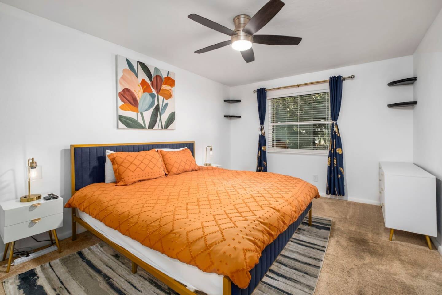 Spacious Retreat Near UF & Shands