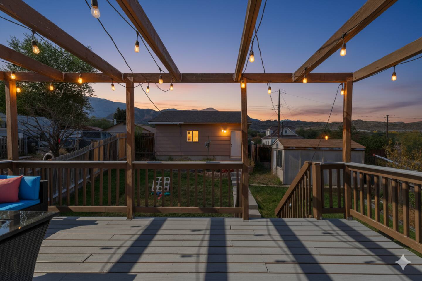 Views | 2 mins to OCC | Fire Pit | Games | Pets