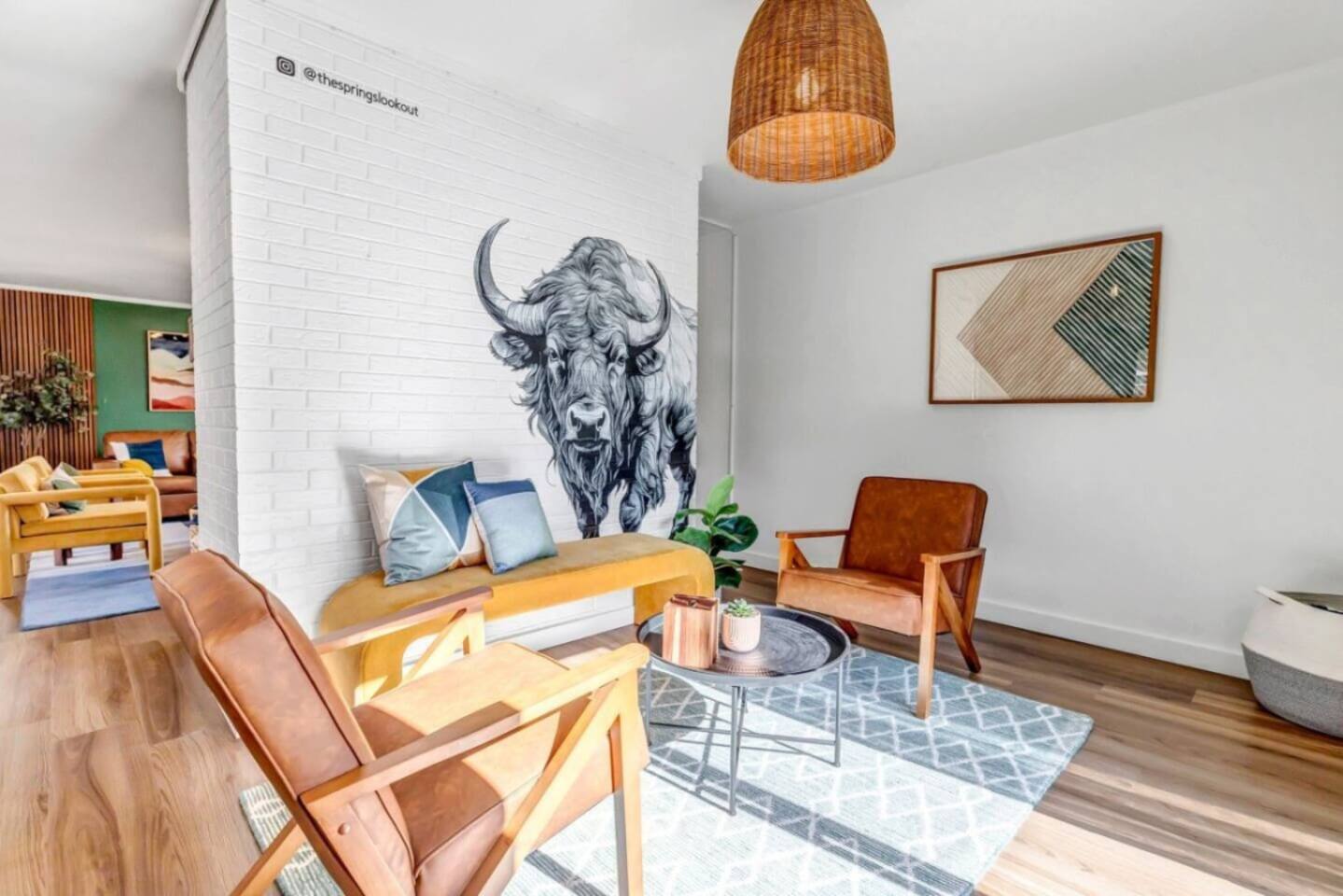 Stunning Mountain Views, Hot Tub, Game Room